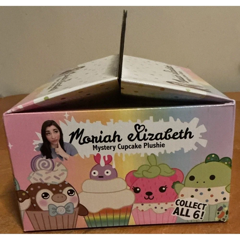 Moriah‎ Elizabeth Cupcake Plushie 2.5-Inch  Pack [1 RANDOM Figure]